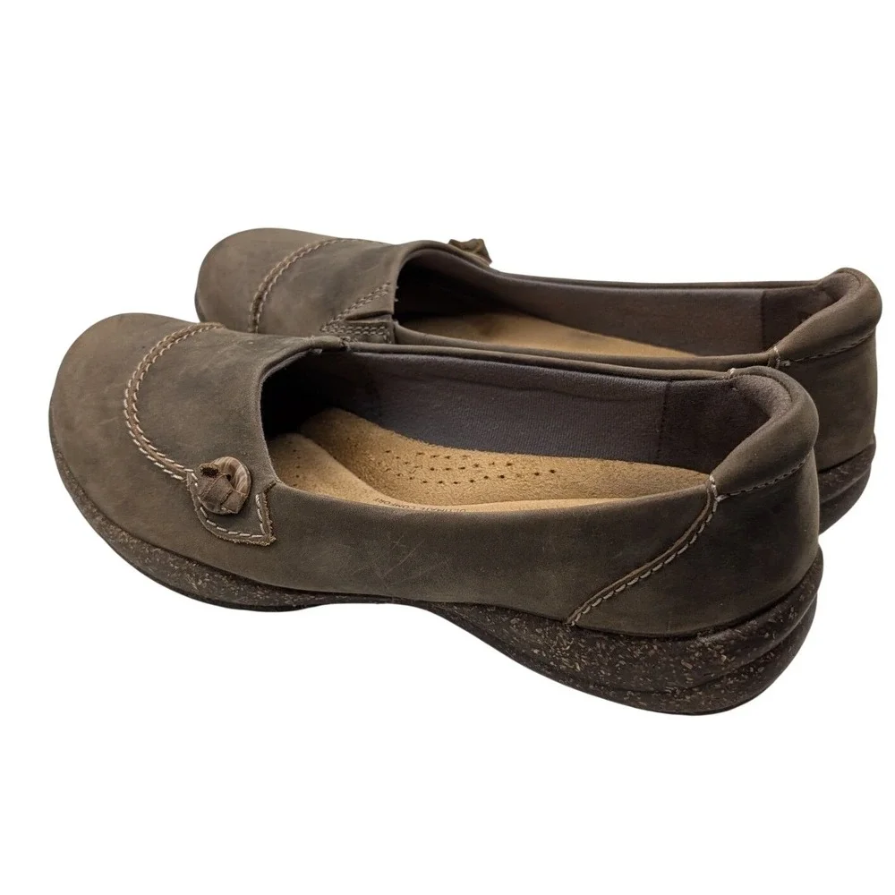 Clarks‎ Collection Women's Carleigh Lulin Olive Leather Slip On Loafers Size 6.5